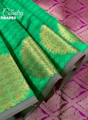 Green and Magenta Handloom Saree